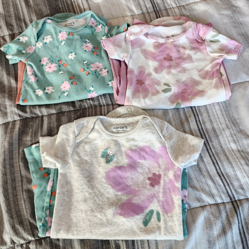 Floral Baby Onesies Set